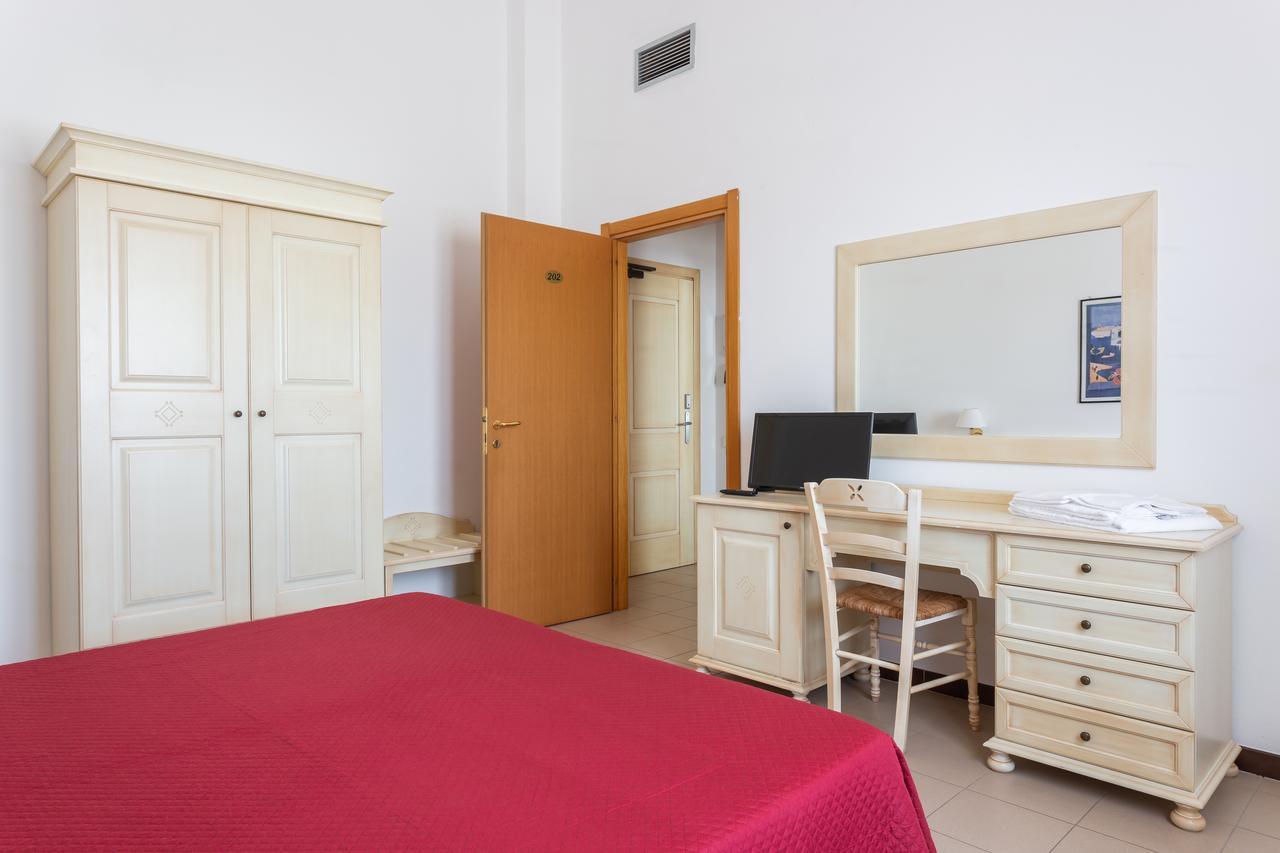 Rodia Hotel 3*