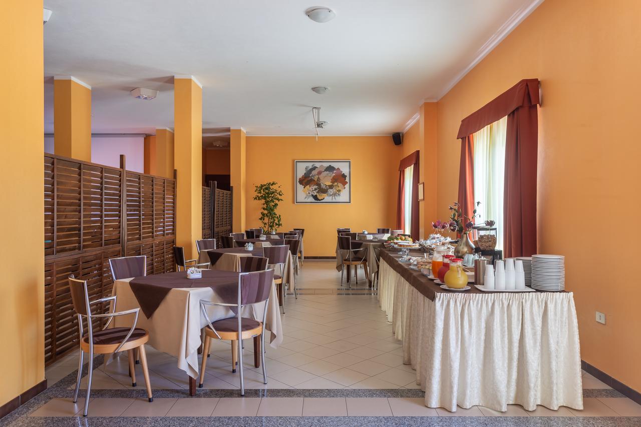 Rodia Hotel 3*