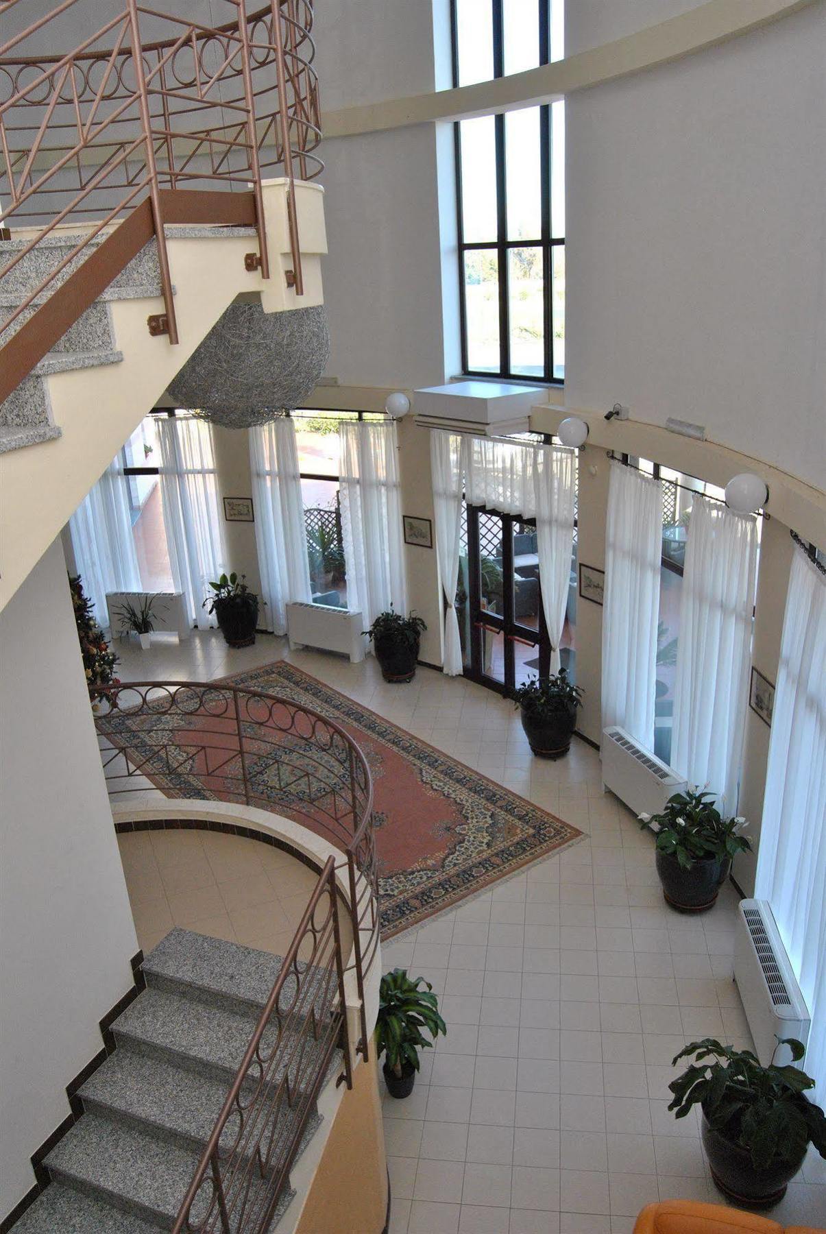 Hotel Rodia 3*