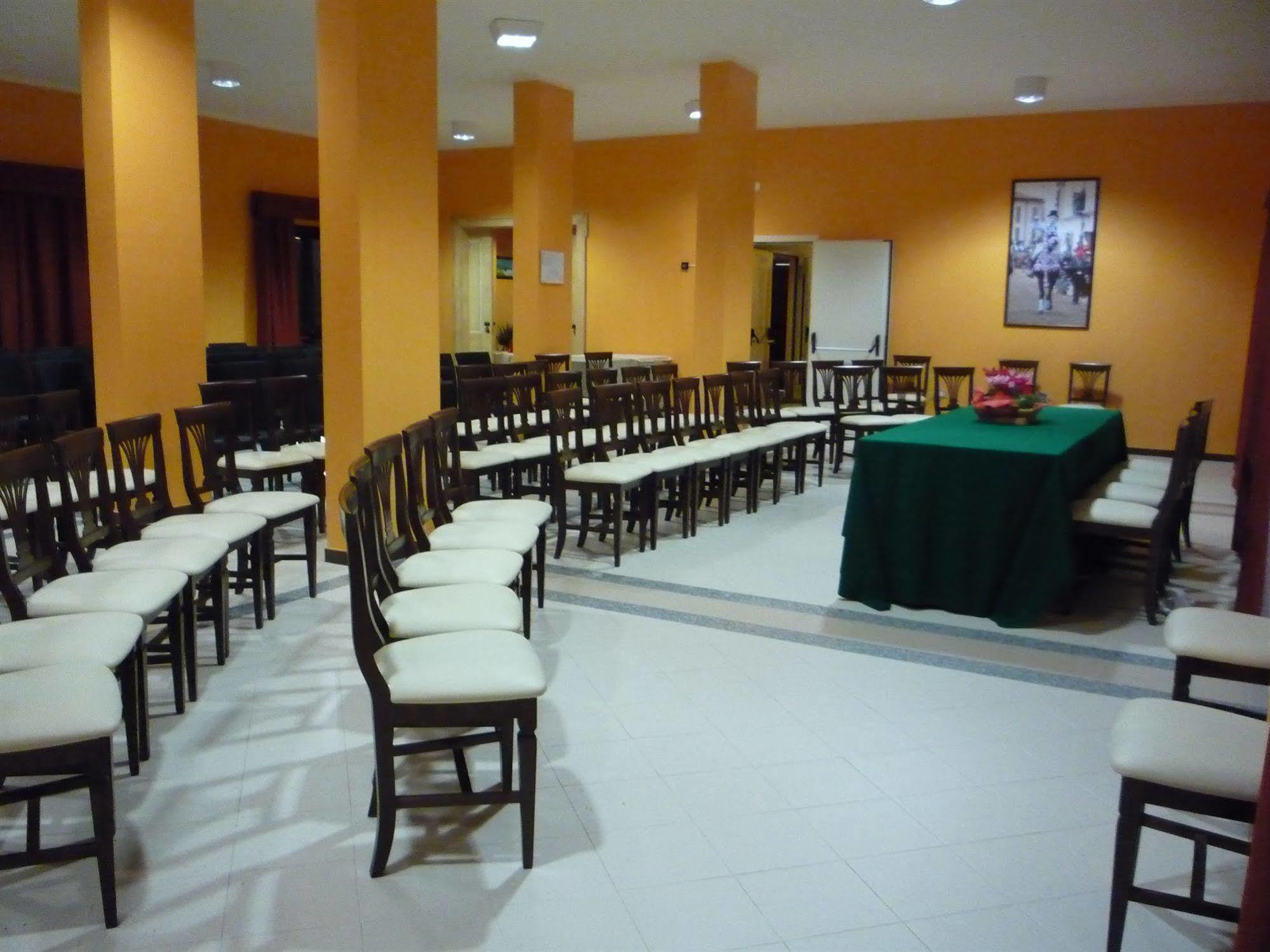 Hotel Rodia 3*