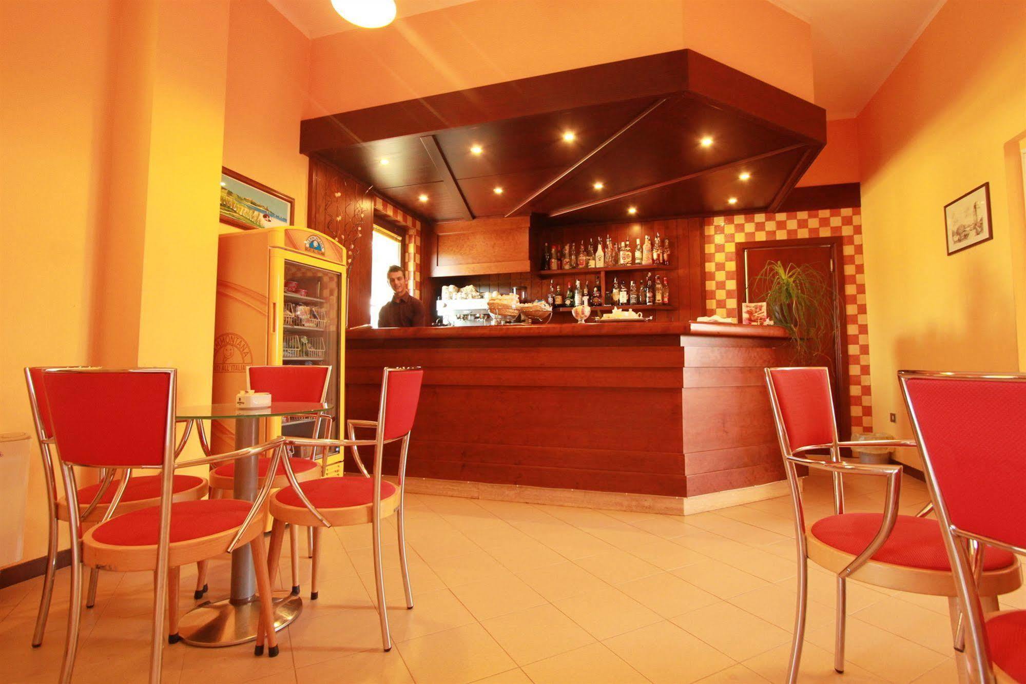 Hotel Rodia 3*